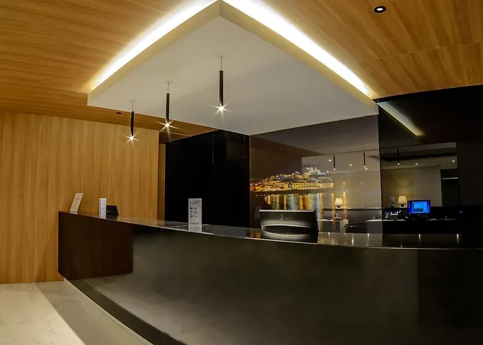 Flor Da Rocha 4* Портиман