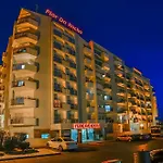 Apartahotel Flor Da Rocha 4*