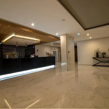 Flor Da Rocha Apart-hotel 4*