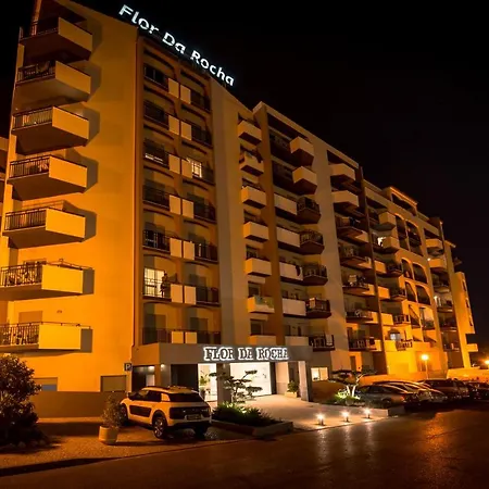 Apartahotel Flor Da Rocha