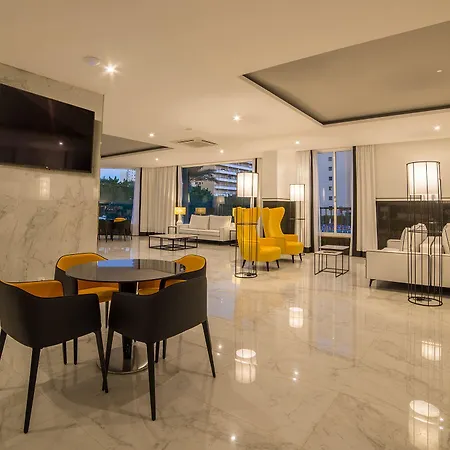 Flor Da Rocha Aparthotel Portimão