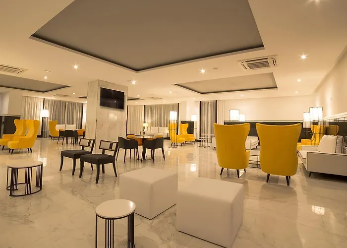 Flor Da Rocha شقة فندقية 4*