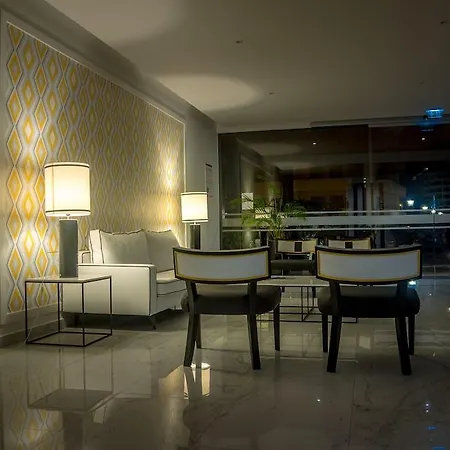 Aparthotel Flor Da Rocha 4*