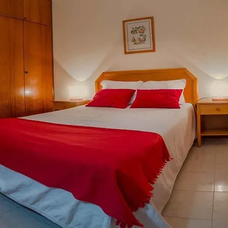 Aparthotel Flor Da Rocha 4*