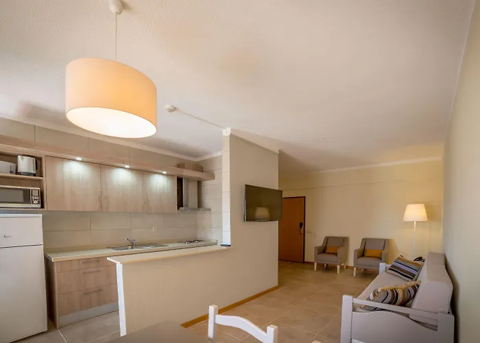 Lägenhetshotell Flor Da Rocha